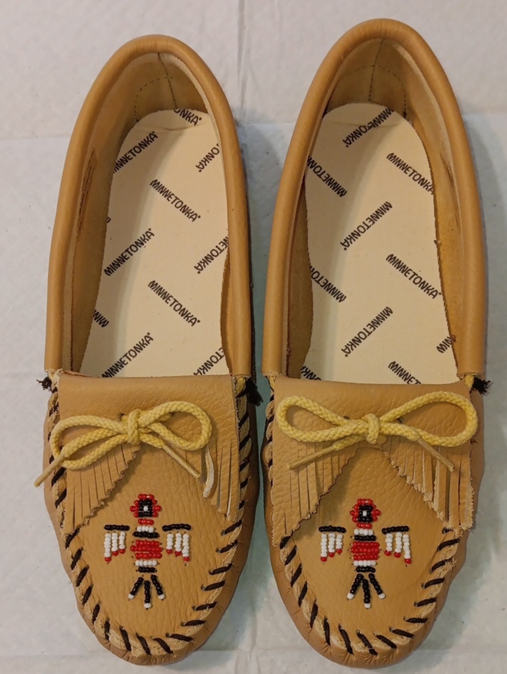 Minnetonka Natural Leather Beaded Thunderbird Moccasins Soft Sole 10